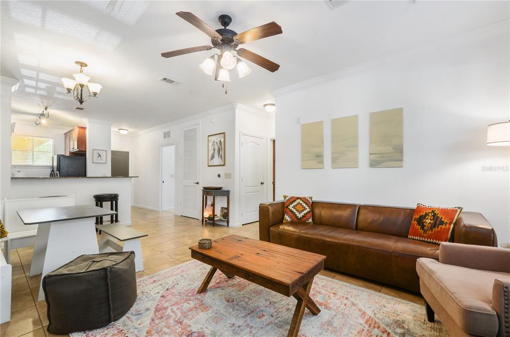 903 CHARO PARKWAY Unit: 816
