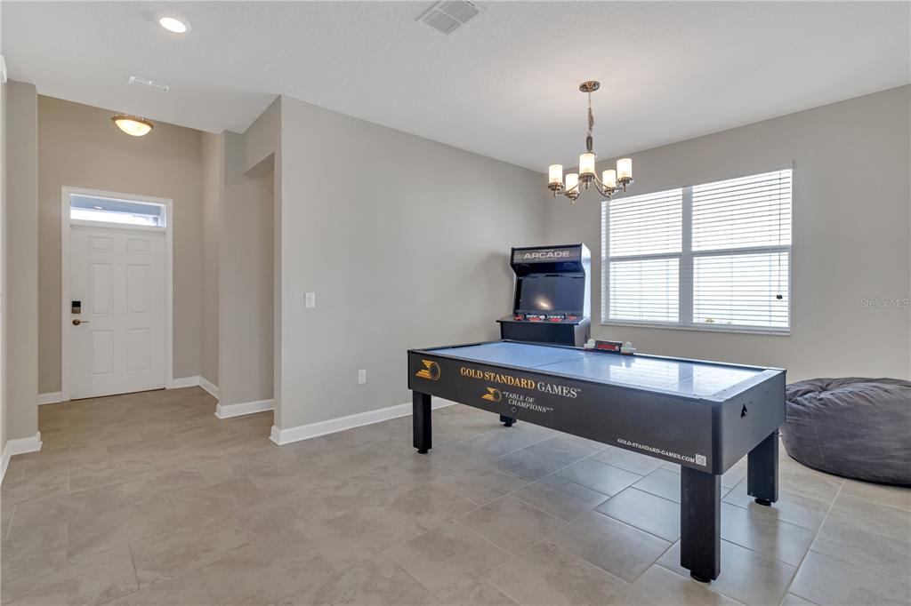 8815 BALLY NEAL LOOP