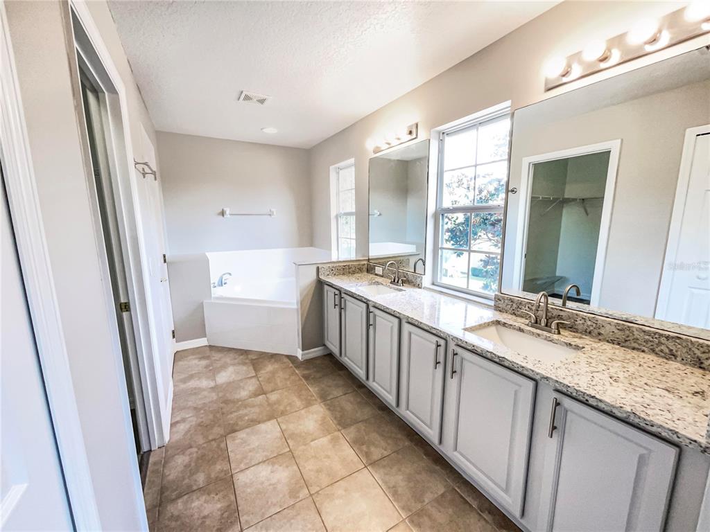 5005 ALITA TERRACE