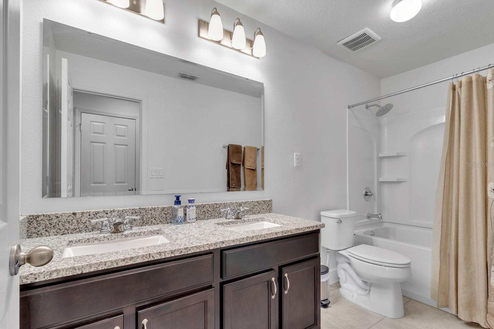 13745 BRESSLER ALLEY