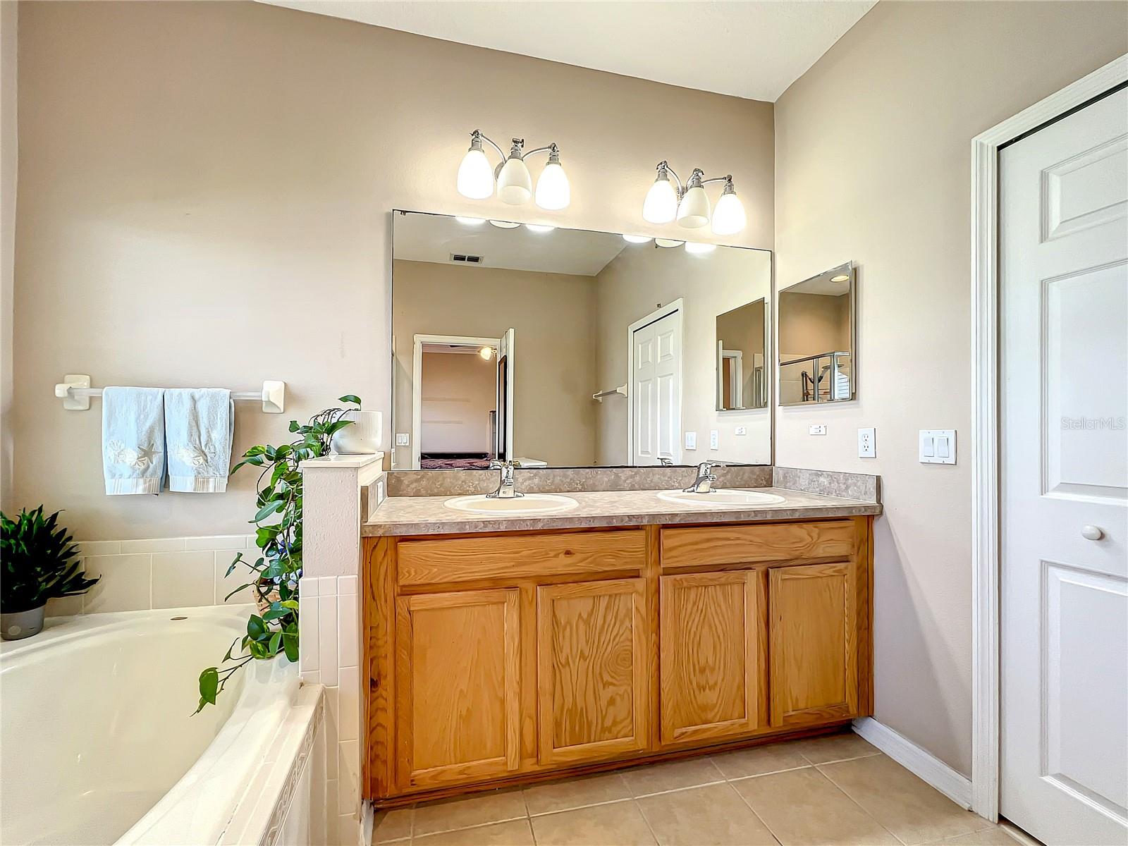 1432 WILLOW BRANCH DRIVE
