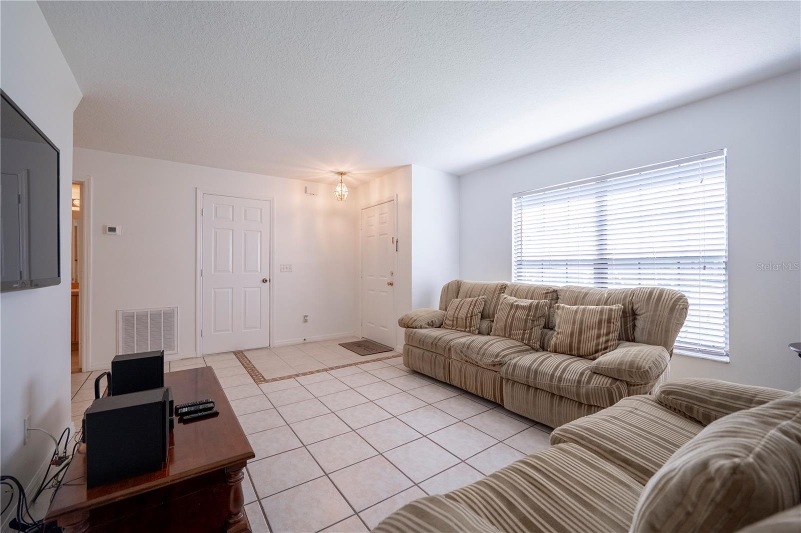 536 VIA DEL ORO DRIVE