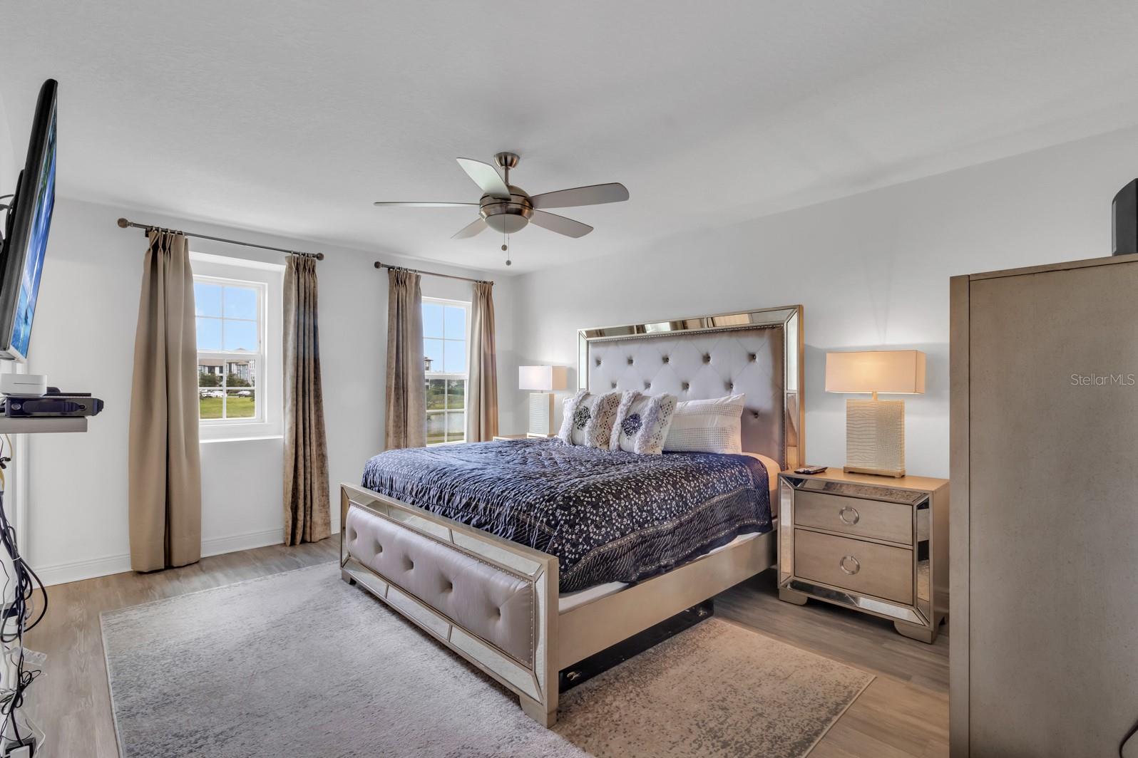 13745 BRESSLER ALY