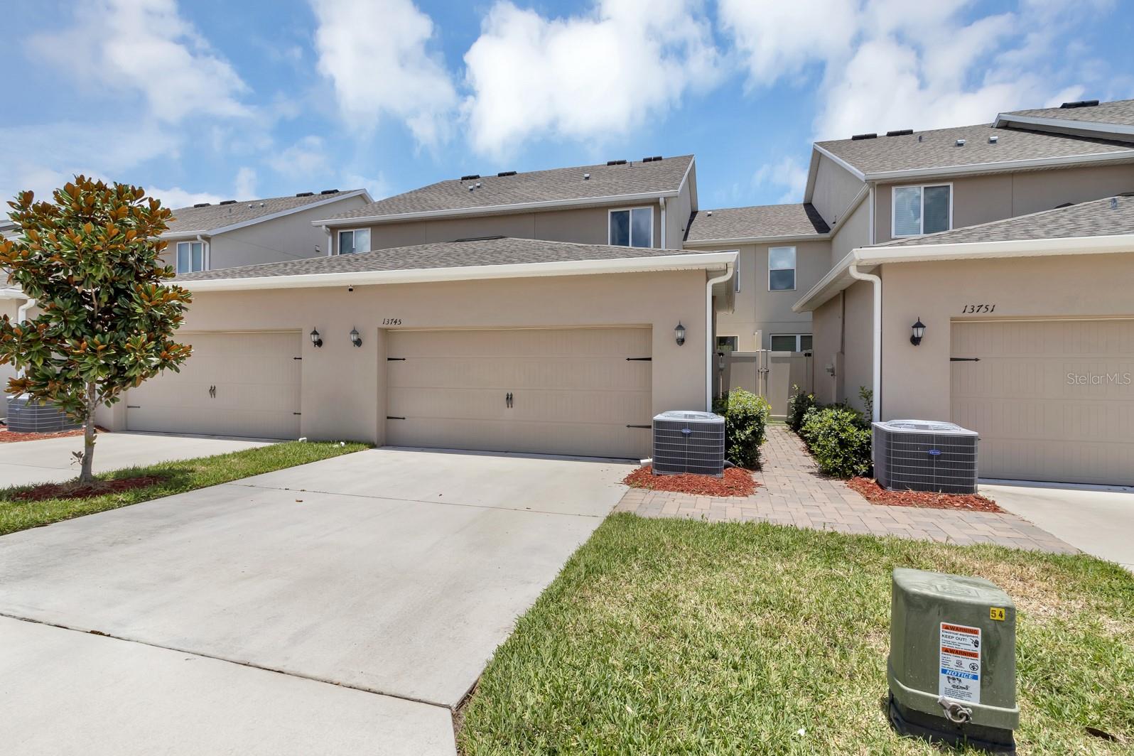 13745 BRESSLER ALY