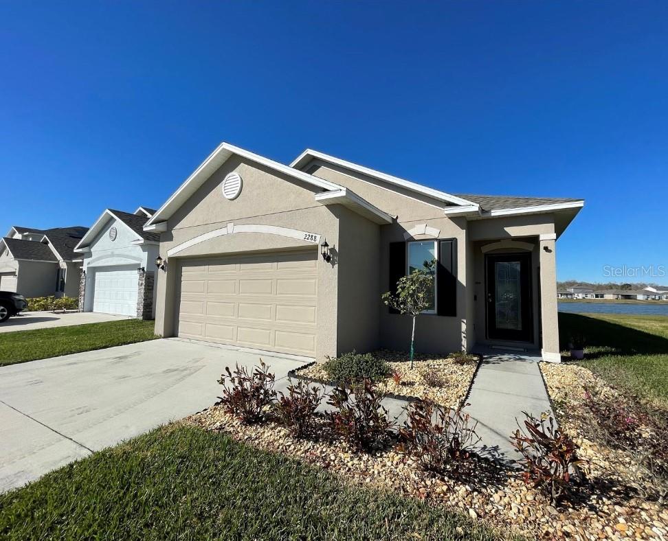 2288 CANYON BREEZE AVE