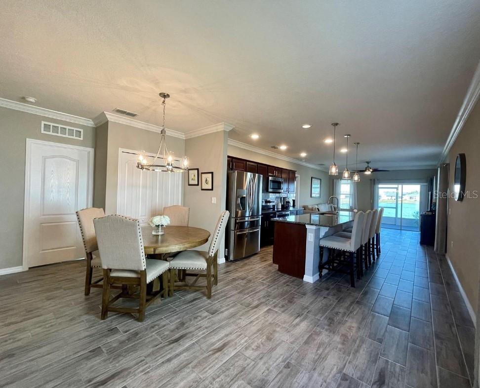 2288 CANYON BREEZE AVE