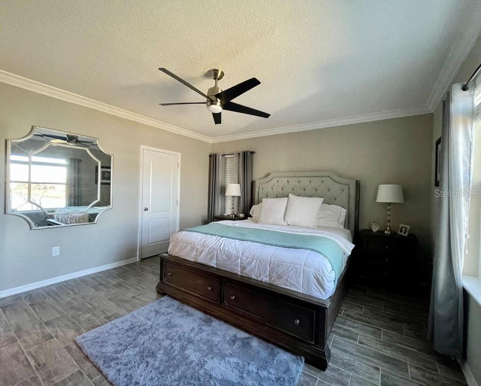 2288 CANYON BREEZE AVE