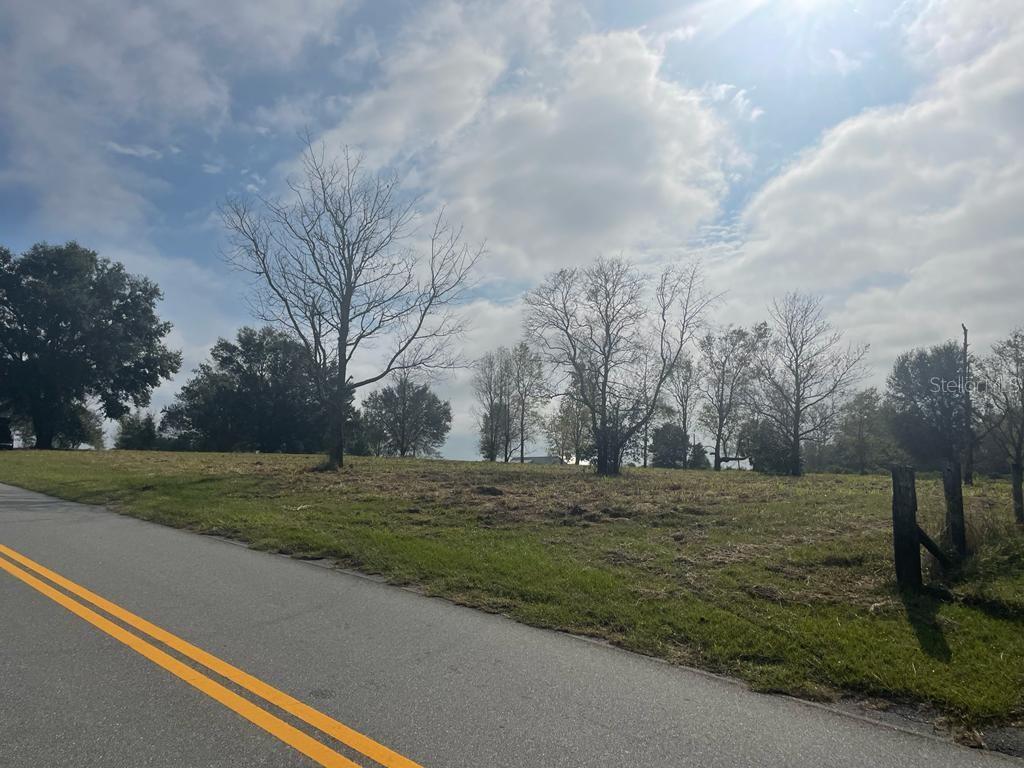SUGARLOAF MOUNTAIN ROAD