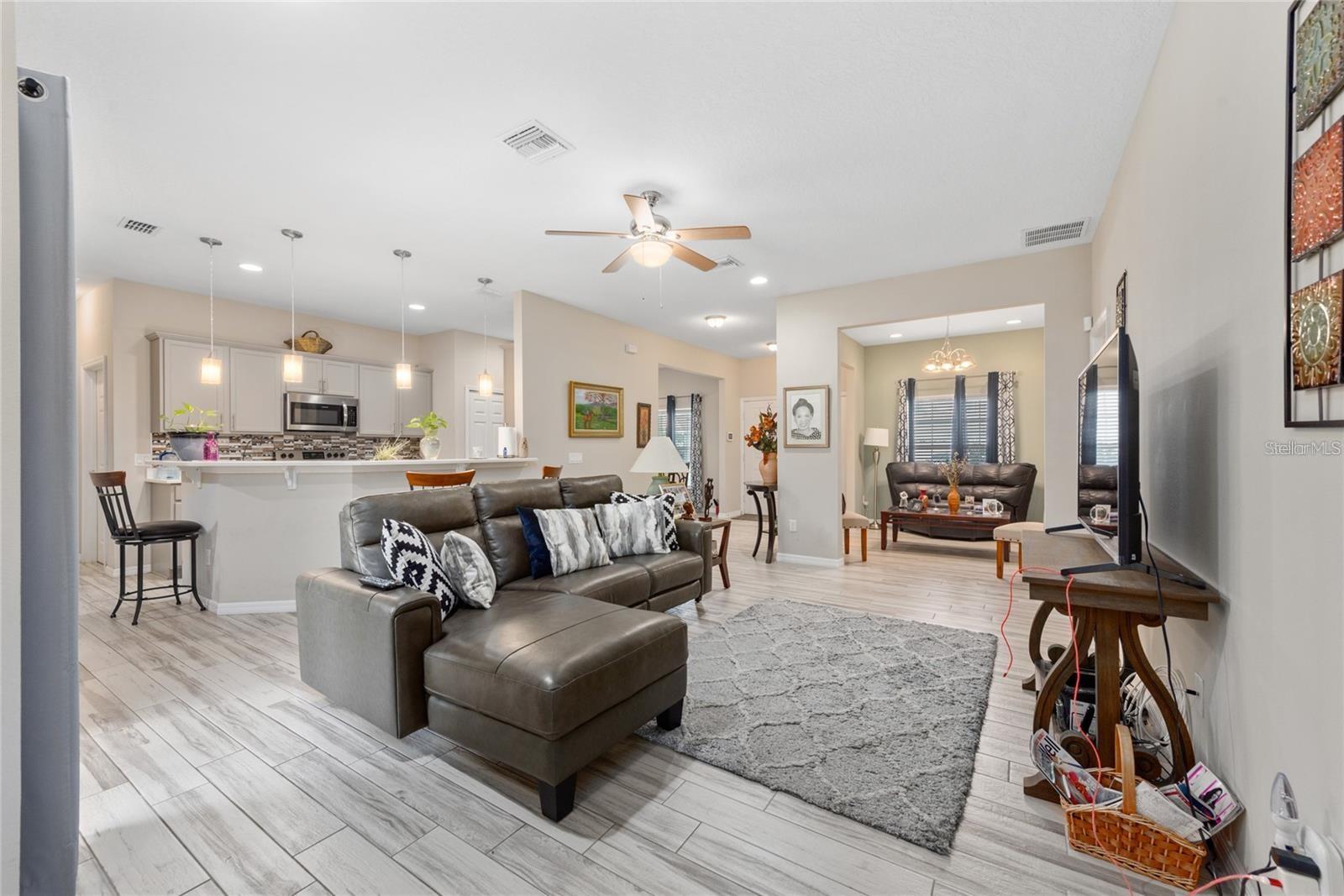 408 BOSWELL WAY