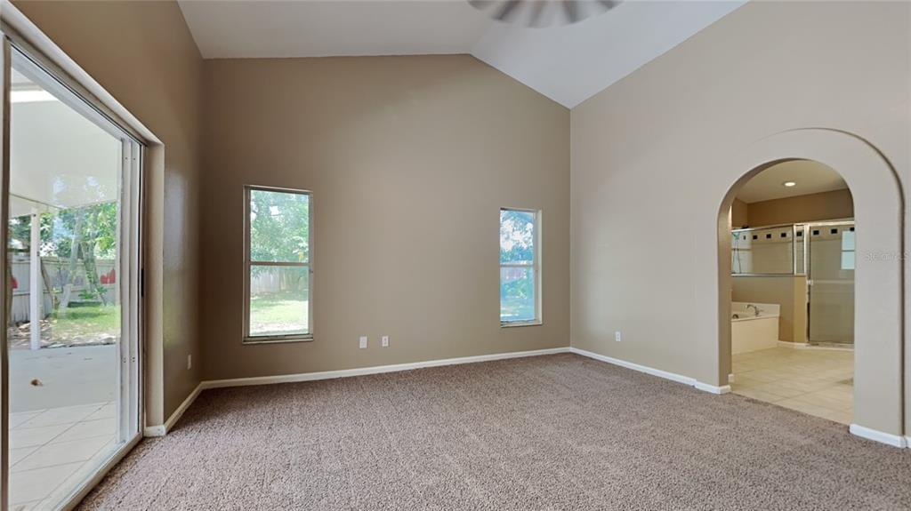 7613 SILVER CROWN COURT