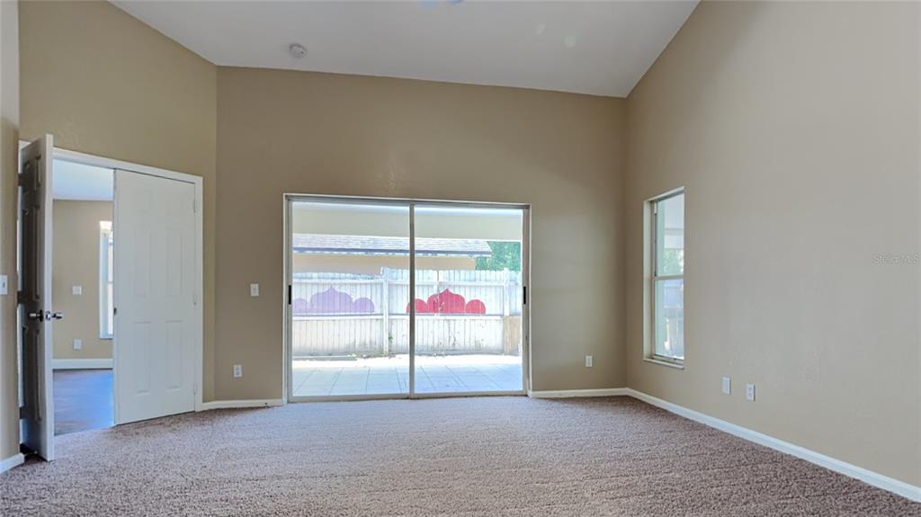 7613 SILVER CROWN COURT