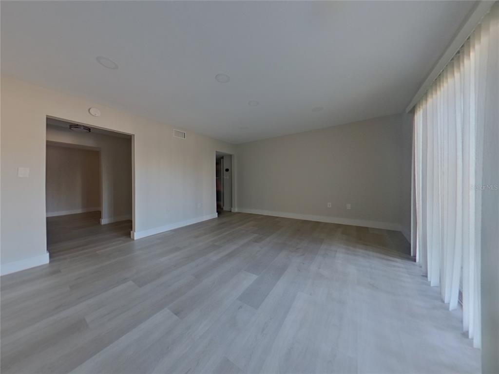 544 ORANGE DRIVE Unit: 12