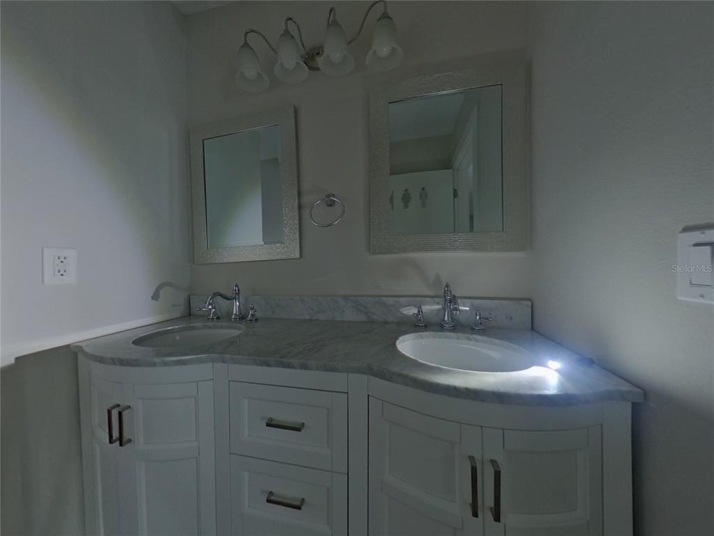 544 ORANGE DRIVE Unit: 12