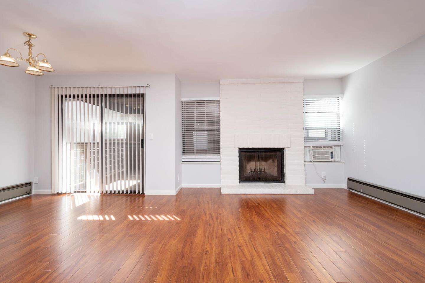 1321 Fruitdale AVE