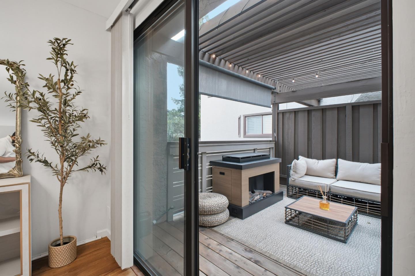 1321 Fruitdale Avenue