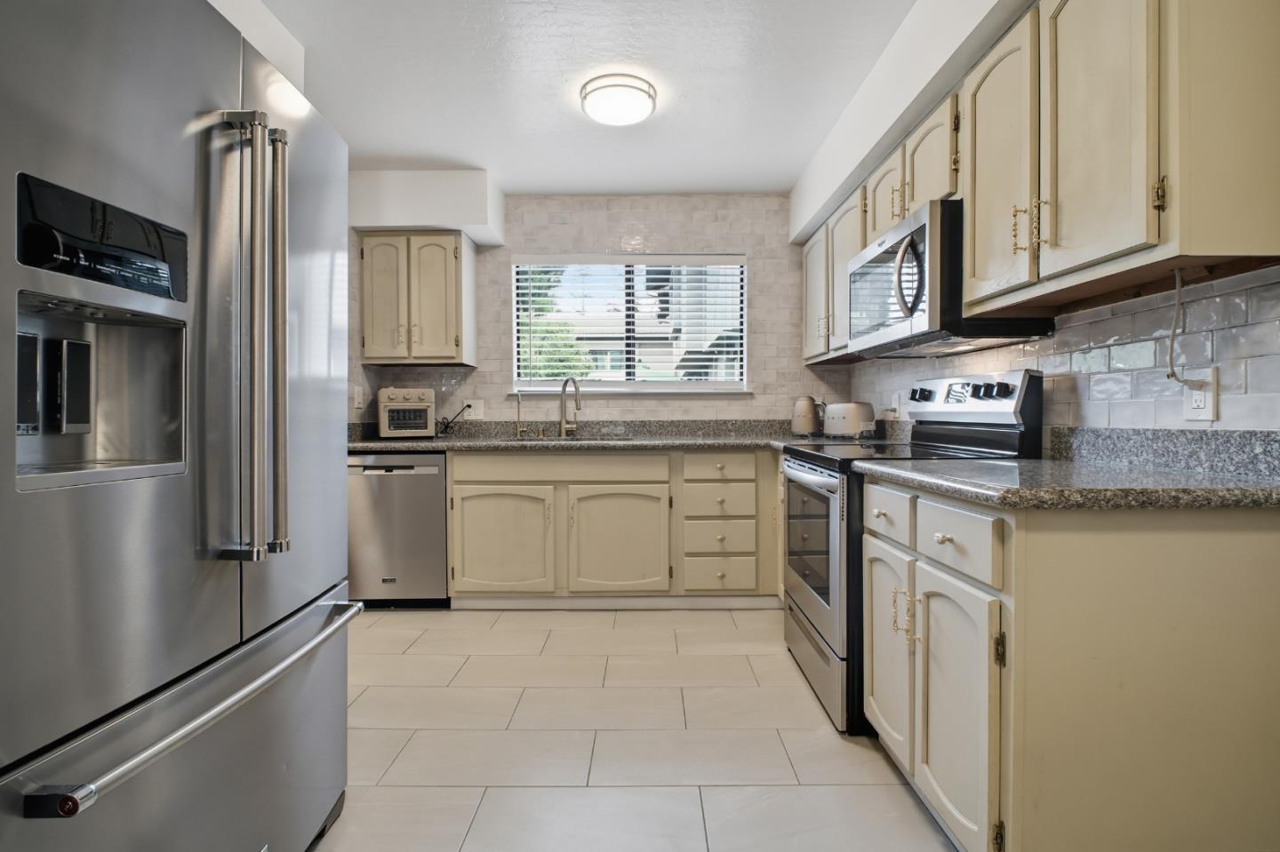 1321 Fruitdale Avenue