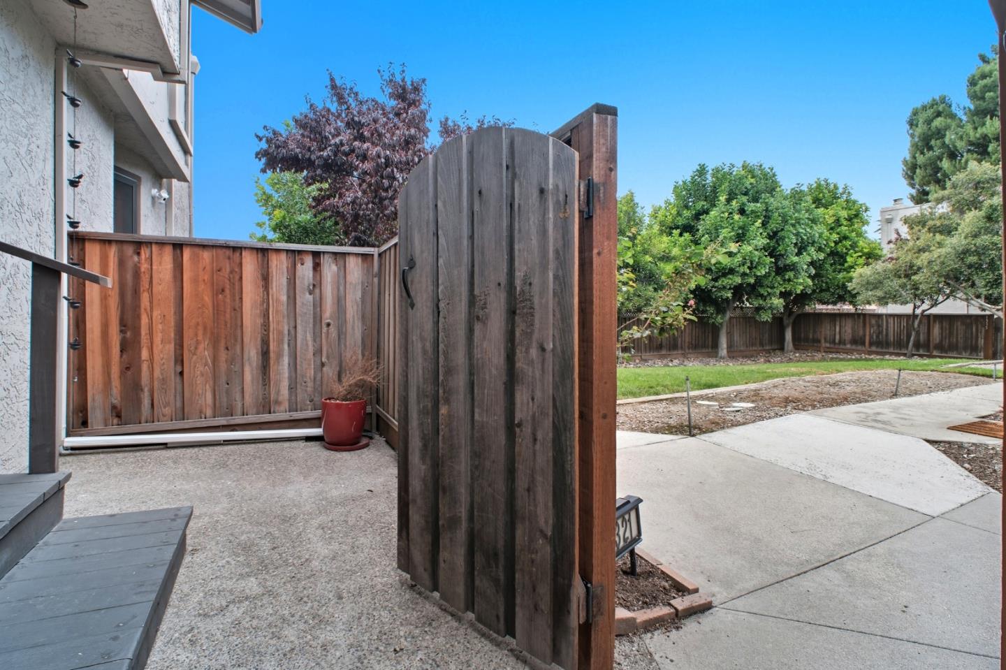 1321 Fruitdale Avenue