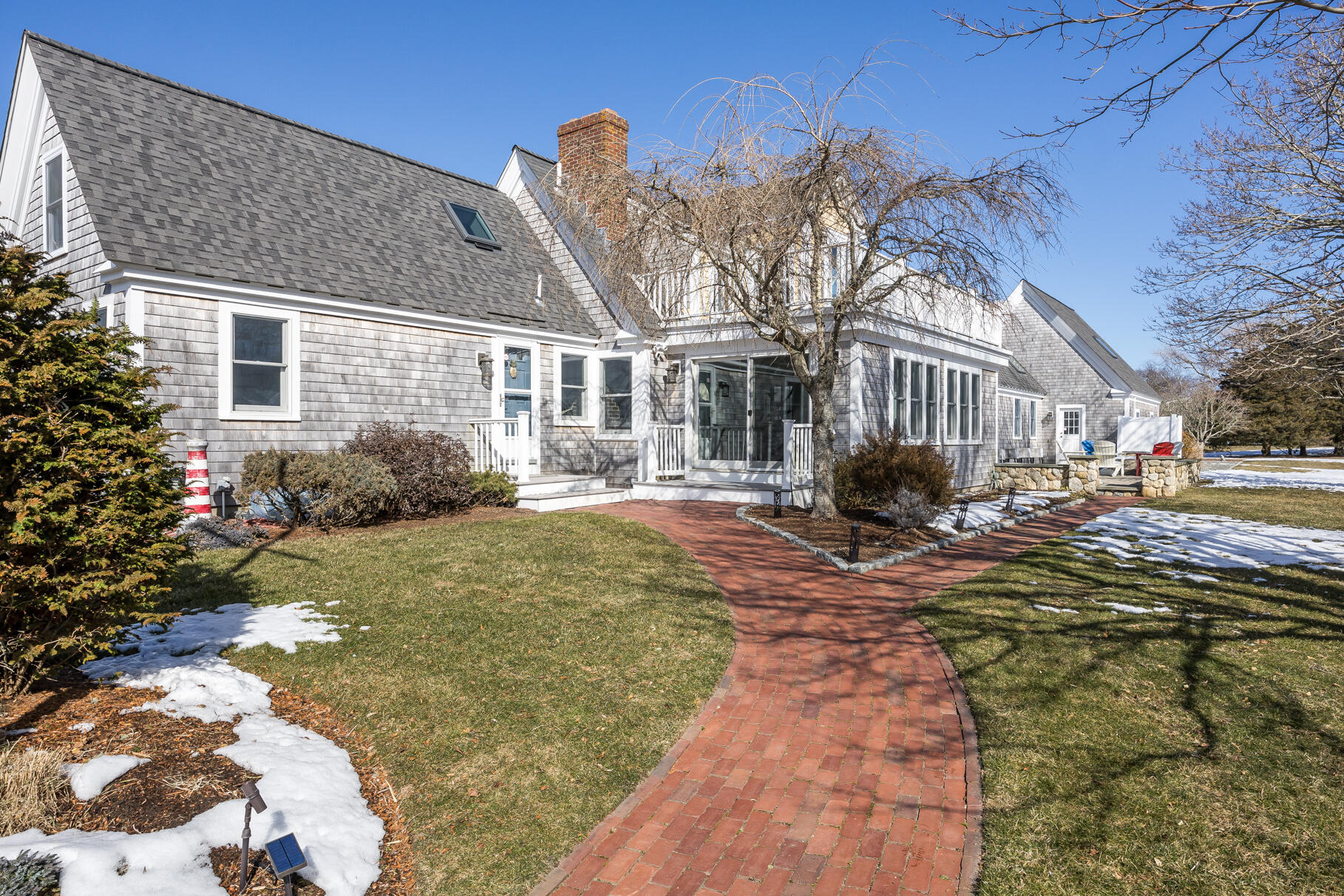 156 Commerce Road