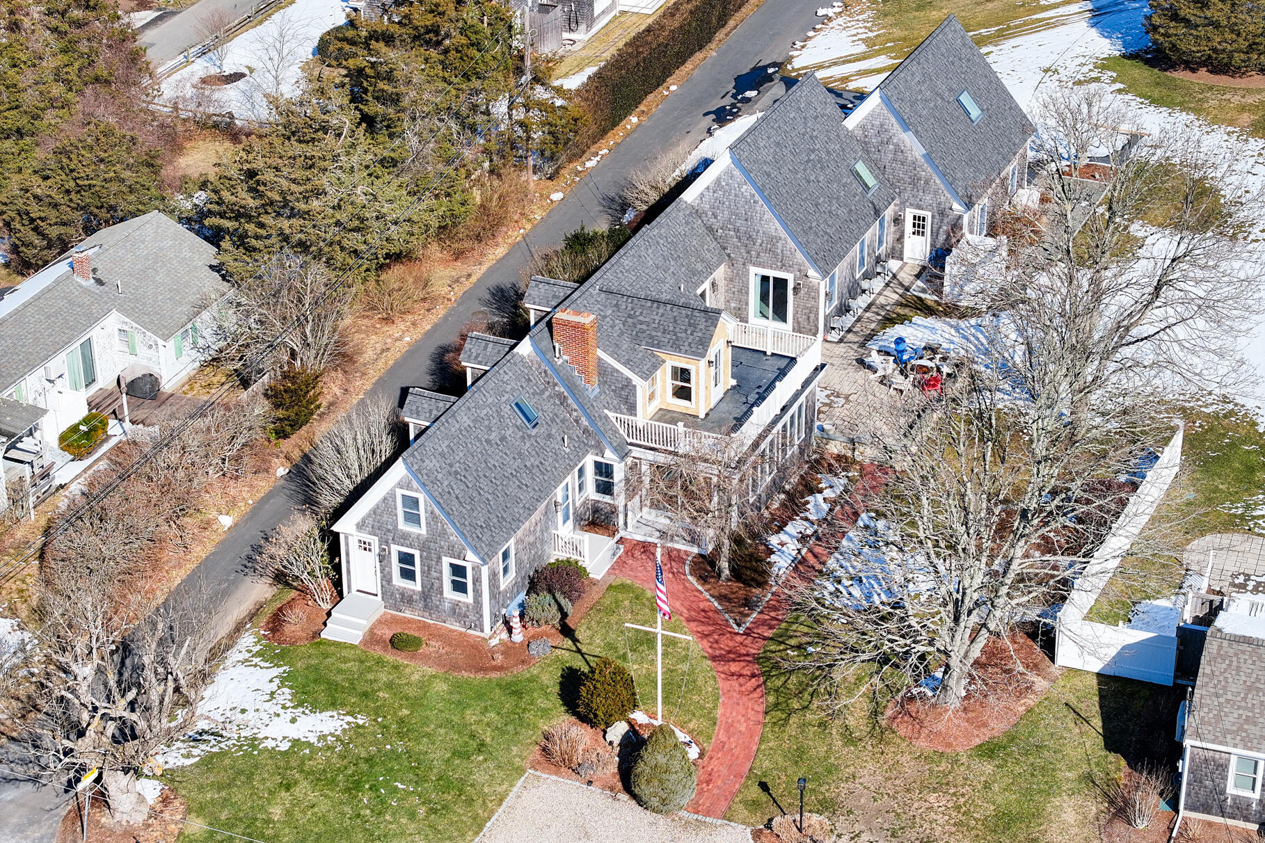 156 Commerce Road