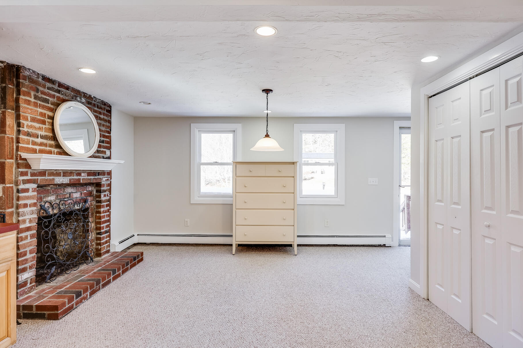 6 Artisan Way