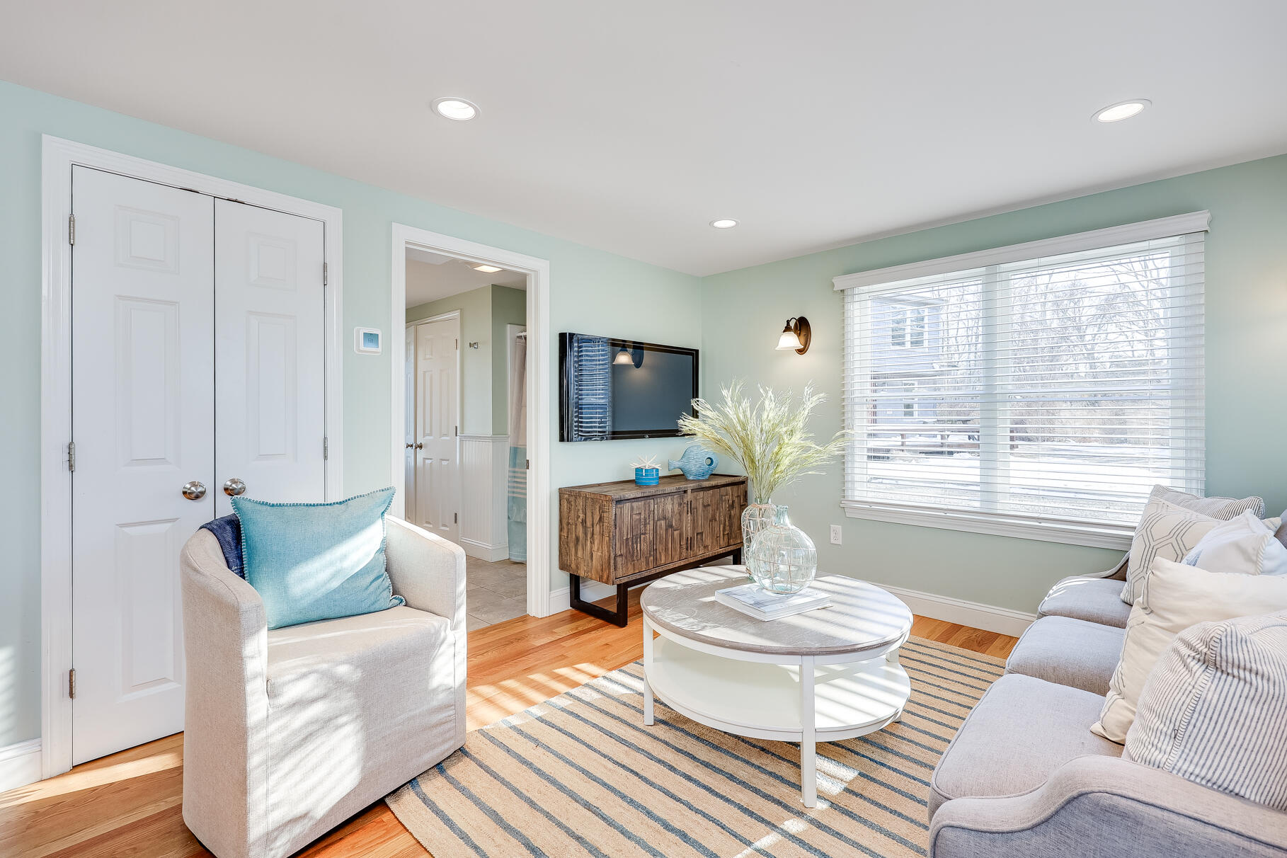 23 Linger Longer Cartway