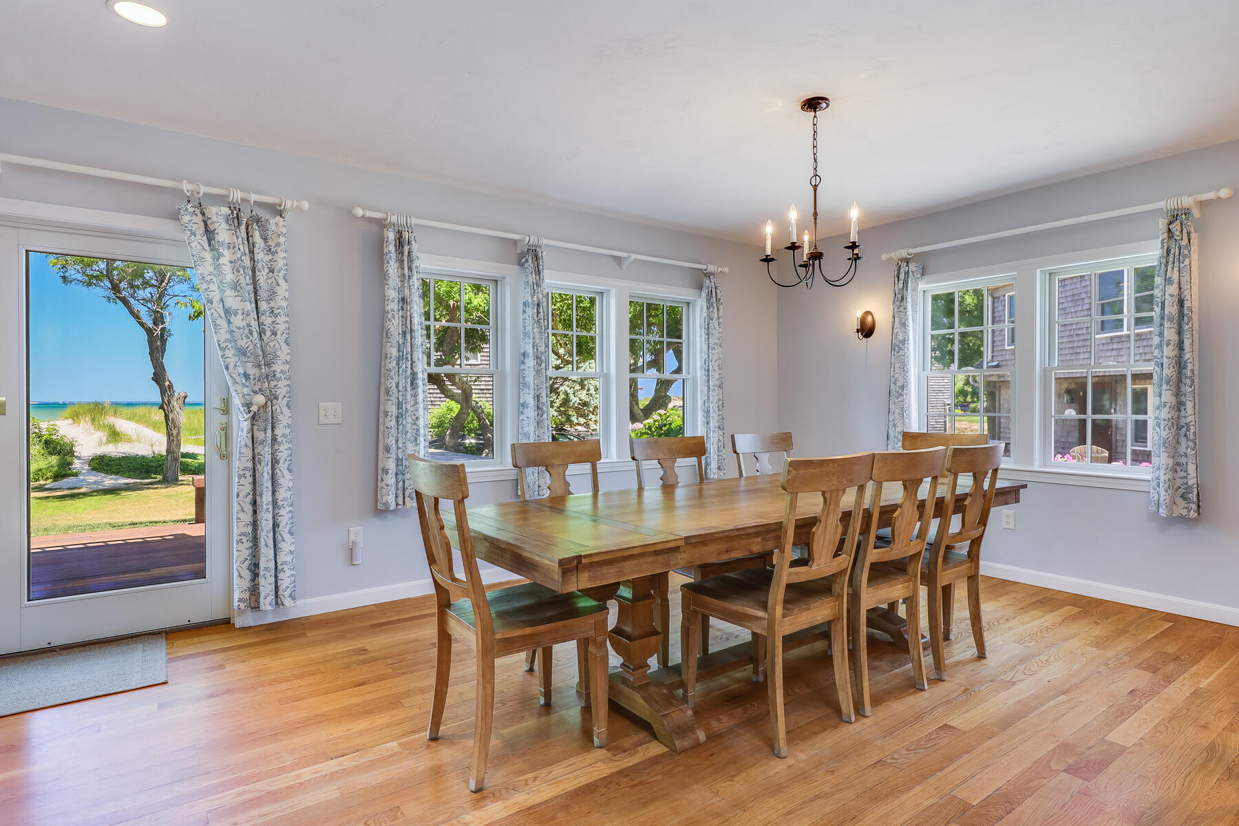 40 Linger Longer Cartway