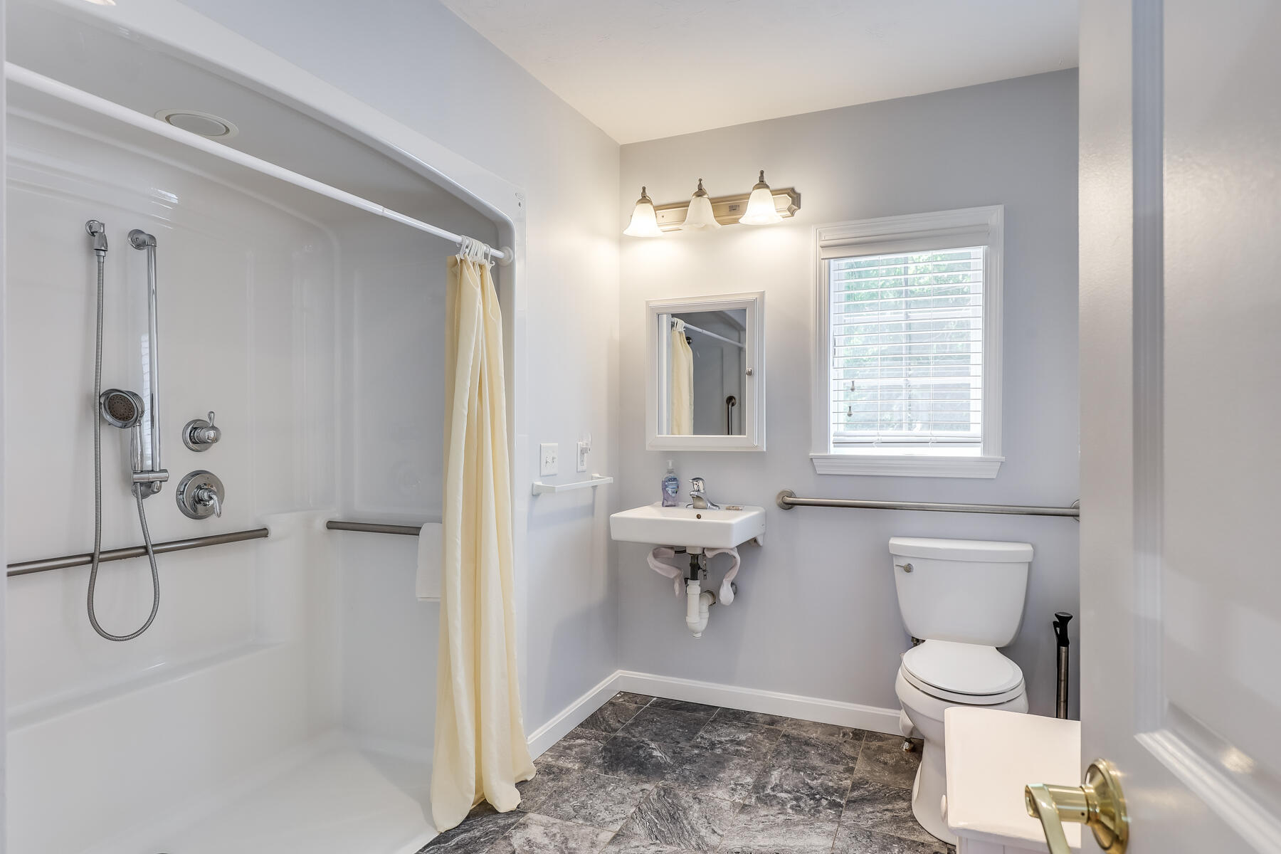 40 Linger Longer Cartway