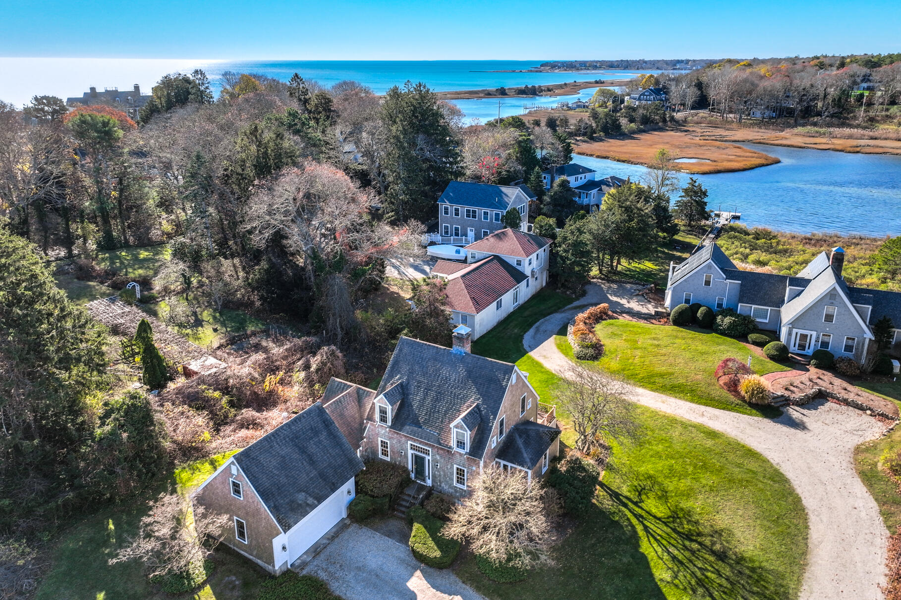 61 Bay Lane