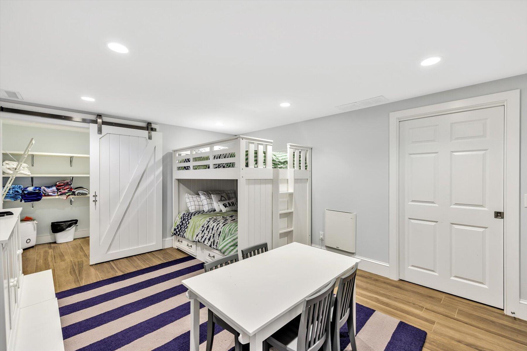 37 Stony Way