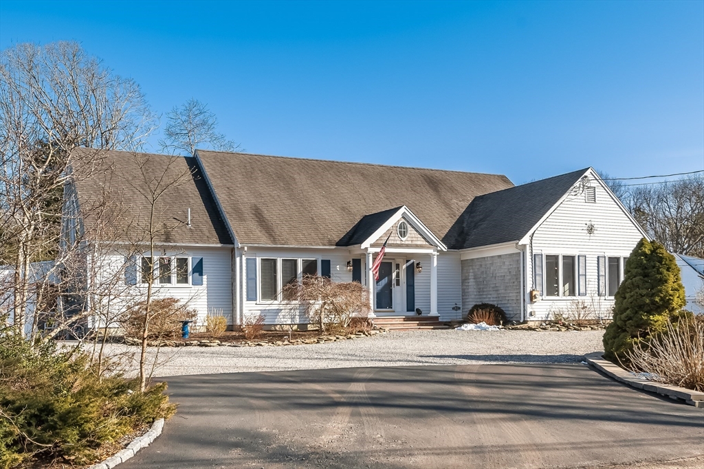 60 Deerfield Rd