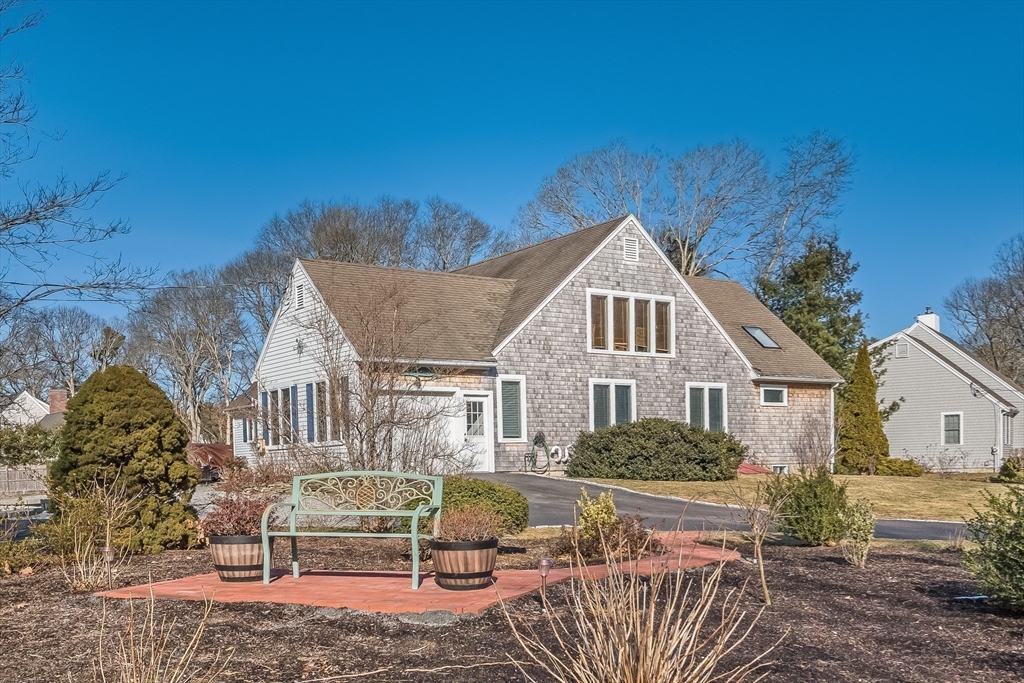 60 Deerfield Rd