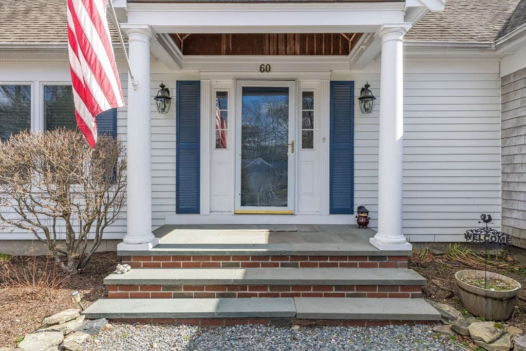 60 Deerfield Rd