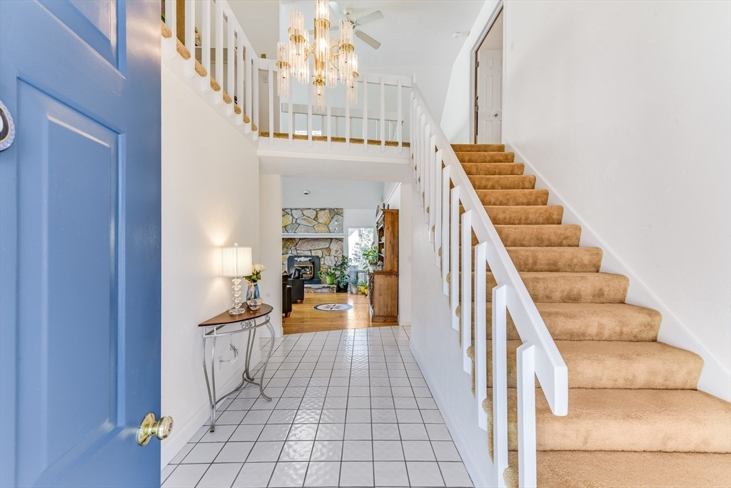 60 Deerfield Rd