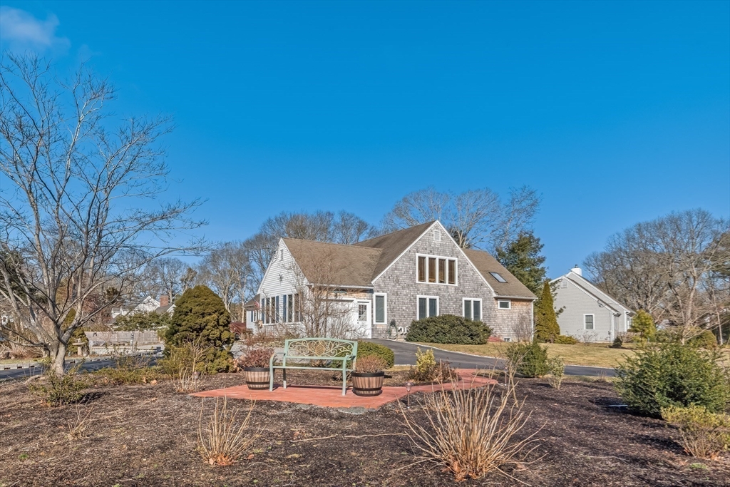 60 Deerfield Rd