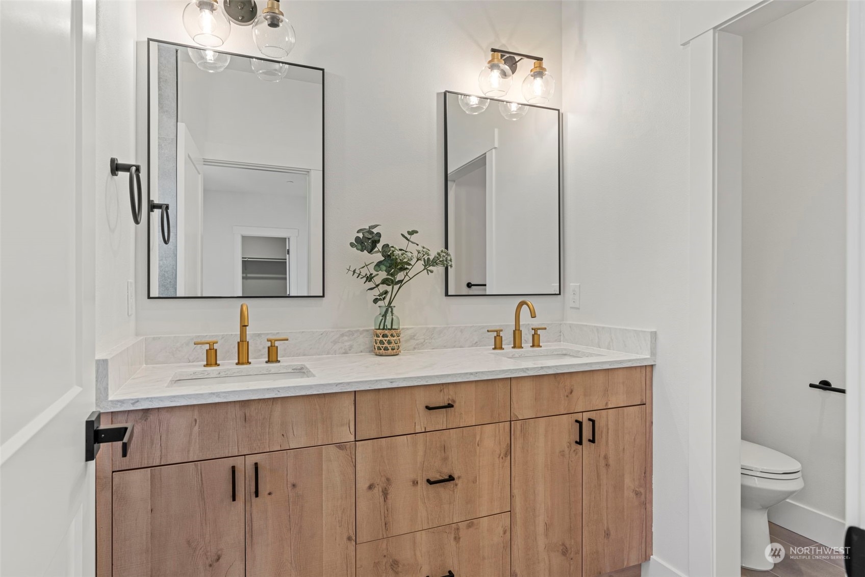 20122 61st Place W Unit: TH12