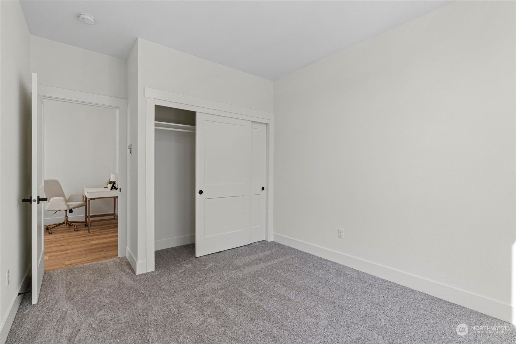 20120 61st Place W Unit: TH13