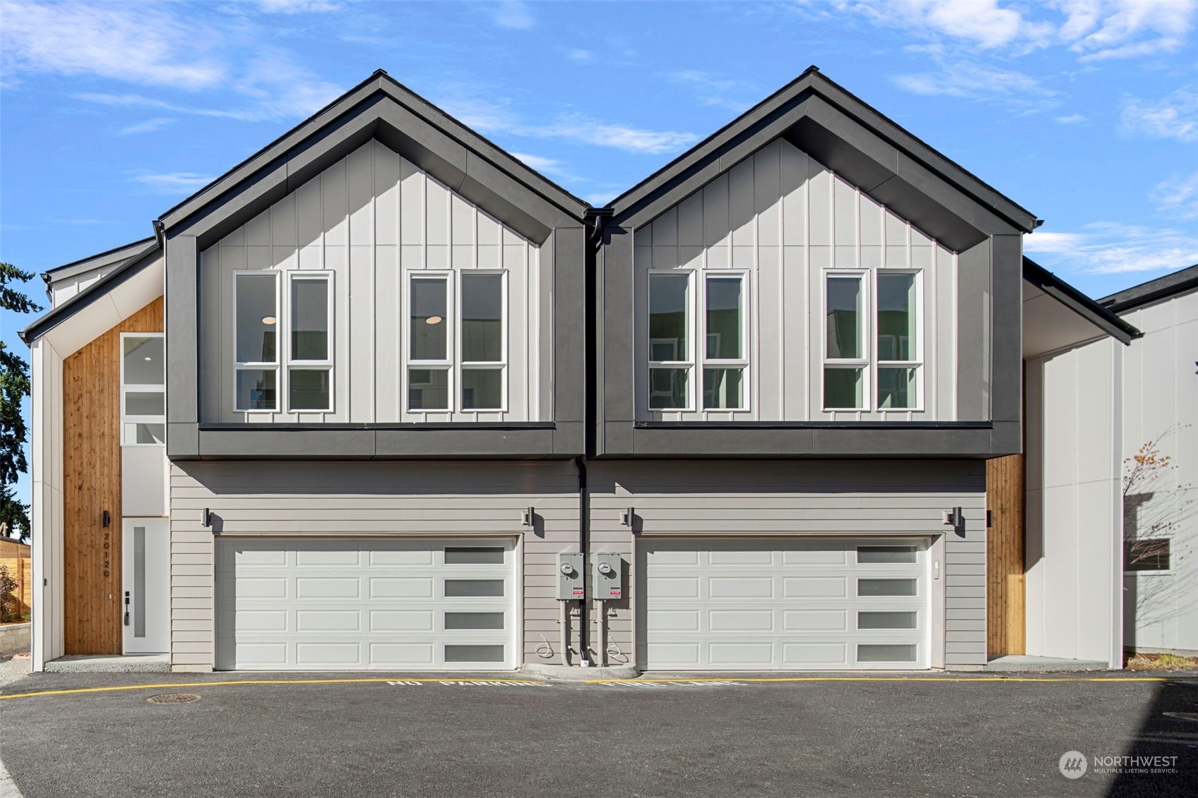 20120 61st Place W Unit: TH13