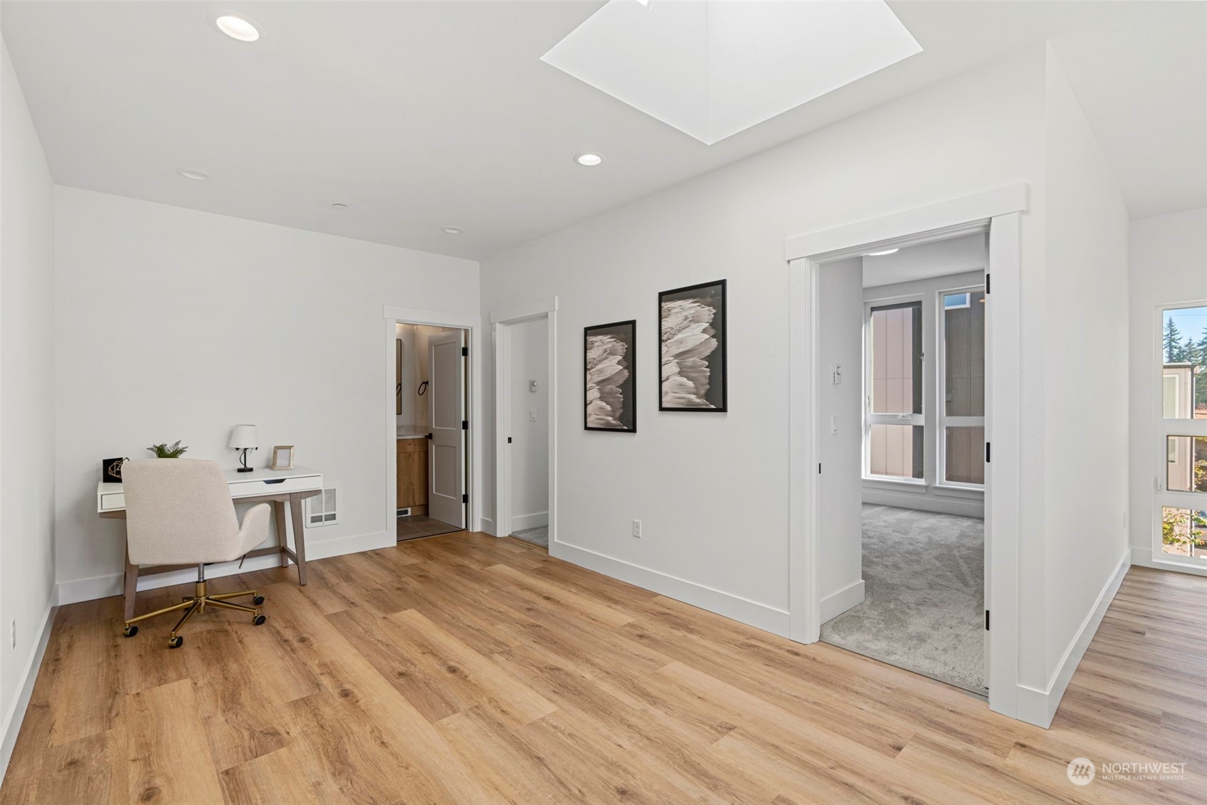 20120 61st Place W Unit: TH13