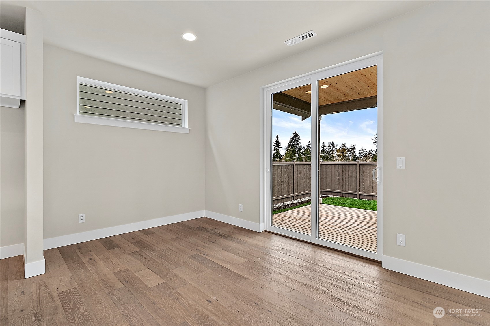 2514 121st Place SE Unit: EE 02