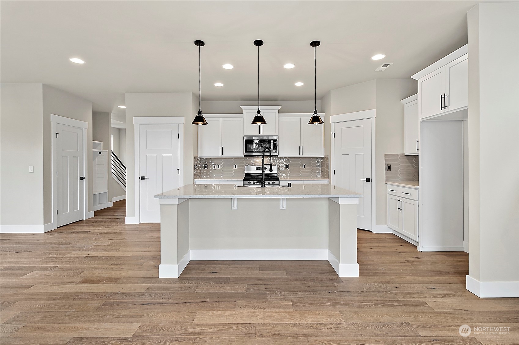 2514 121st Place SE Unit: EE 02