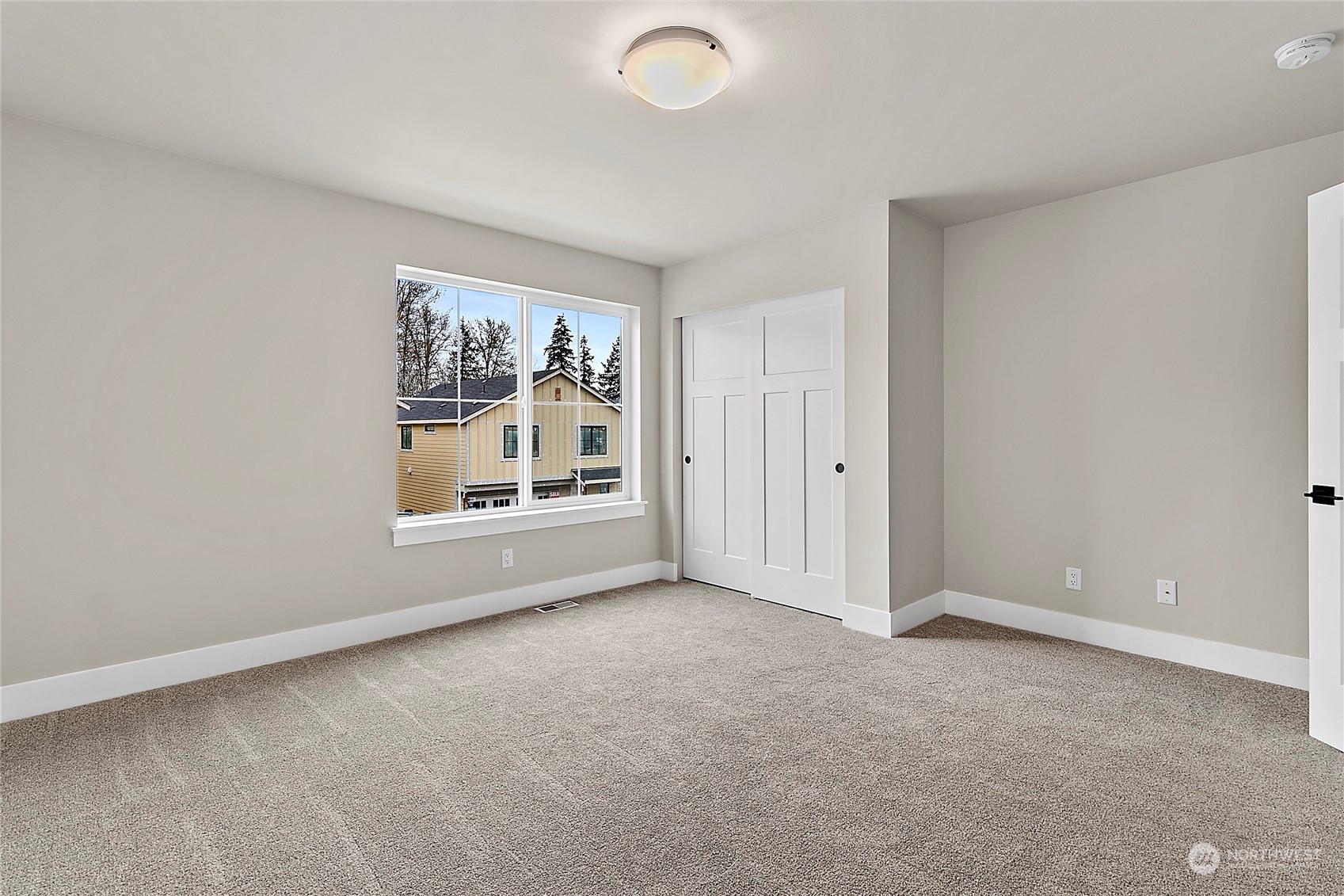 2514 121st Place SE Unit: EE 02