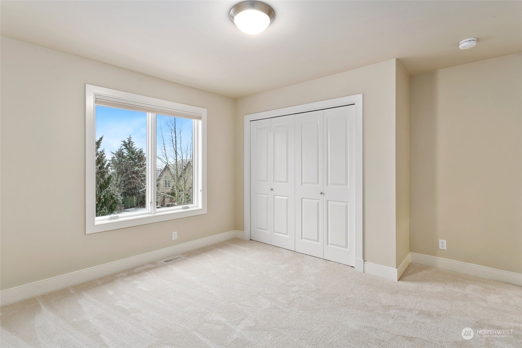 573 Saddleback Loop Way NW