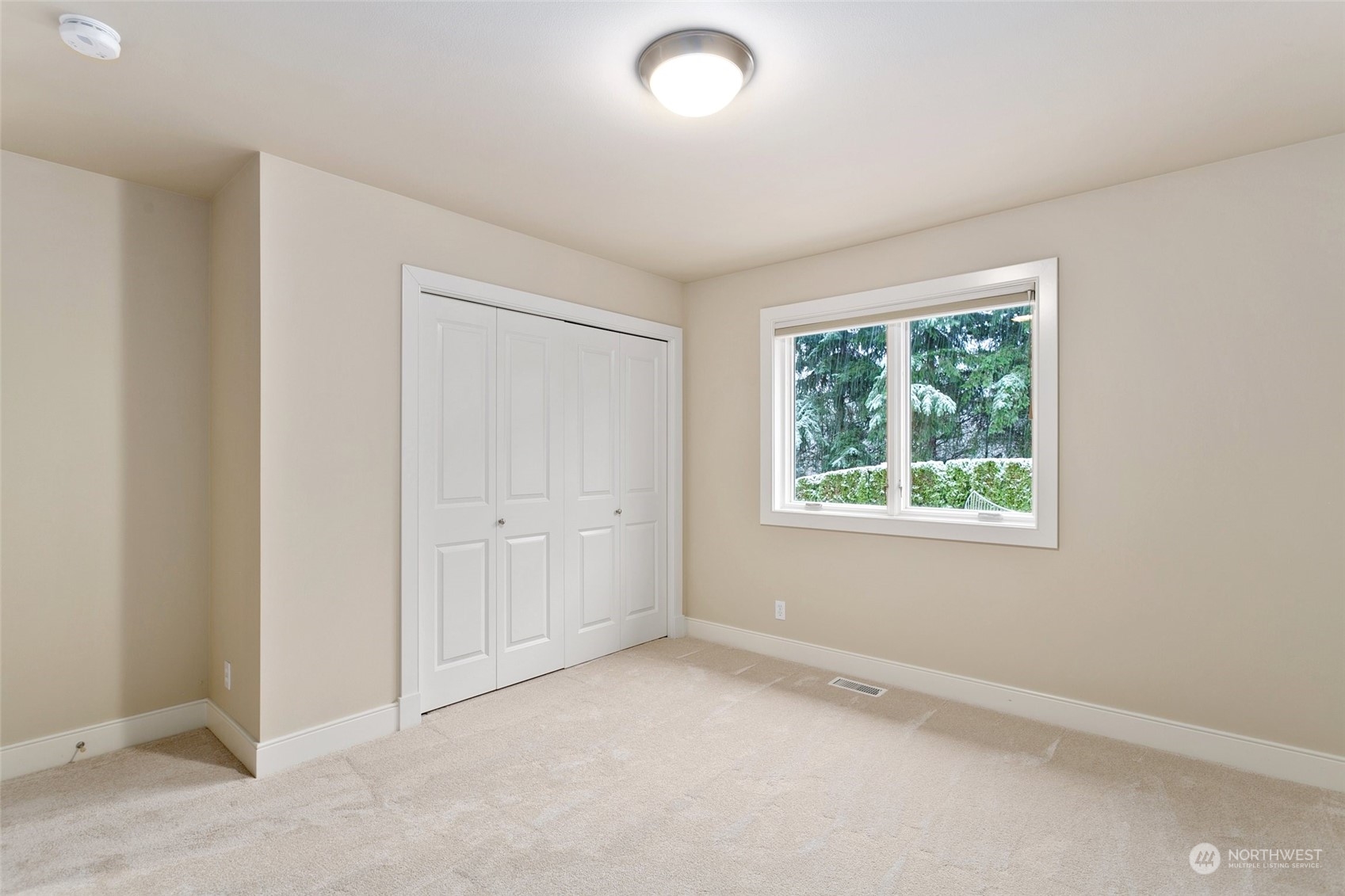 573 Saddleback Loop Way NW