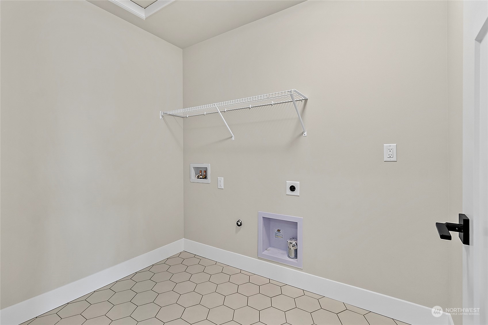 2512 121st Place SE Unit: EE 03