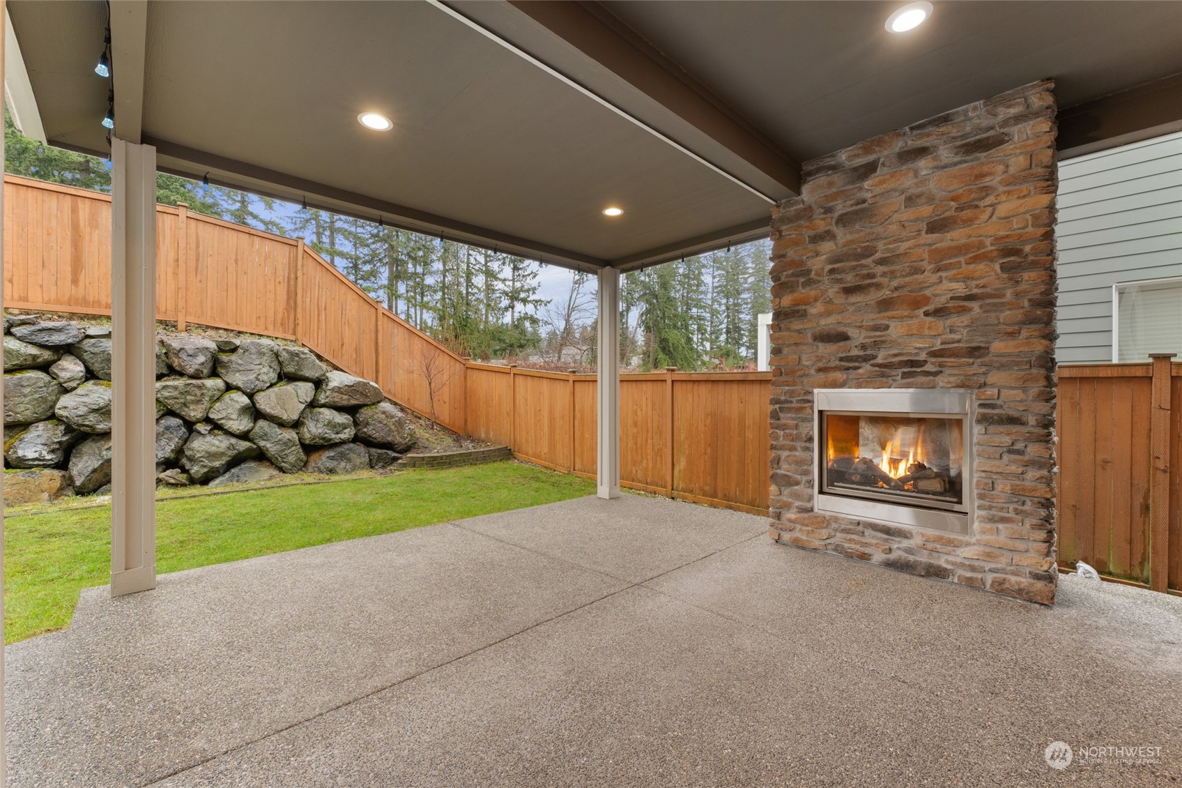 17617 42nd Avenue SE