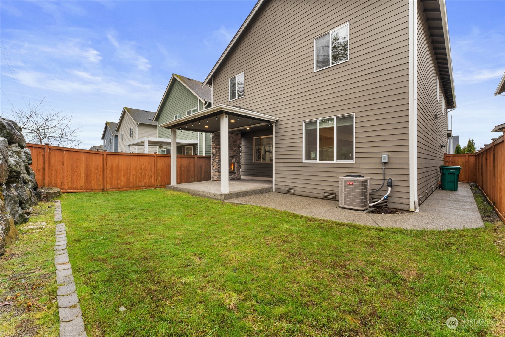 17617 42nd Avenue SE