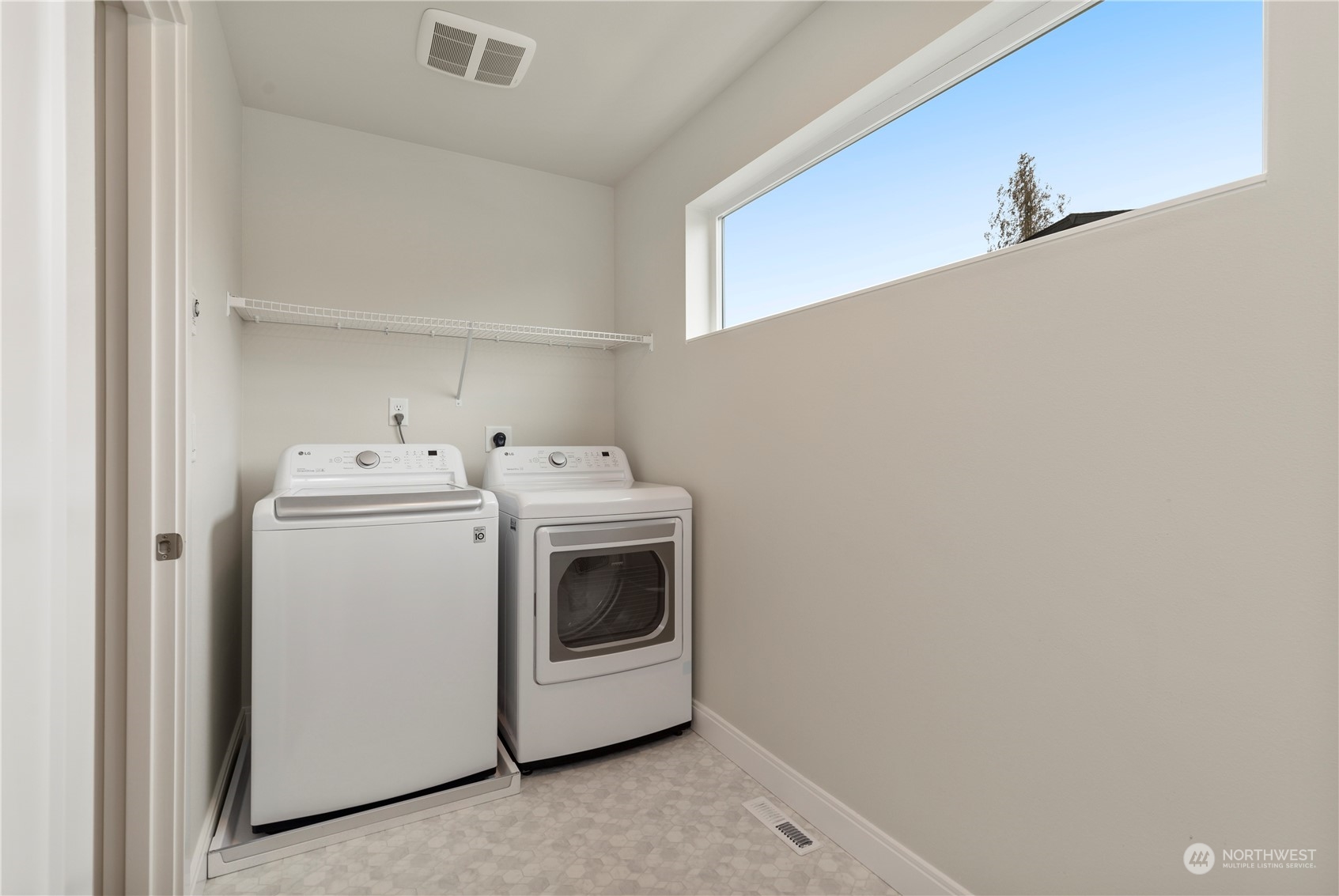 1907 153rd Street SW Unit: 9