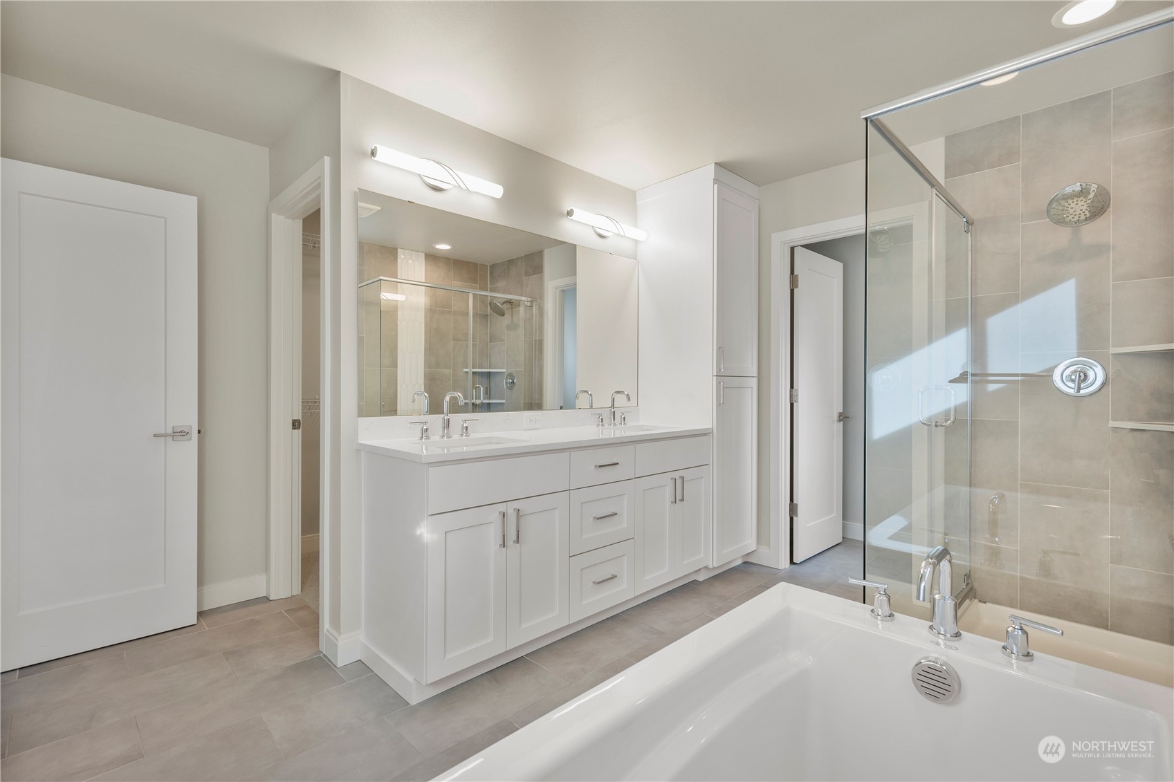 1907 153rd Street SW Unit: 9