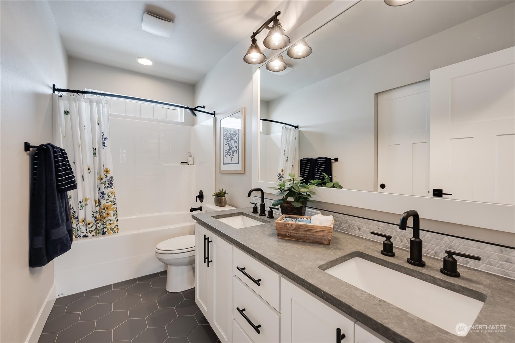 20338 125th Avenue NE Unit: SM 06