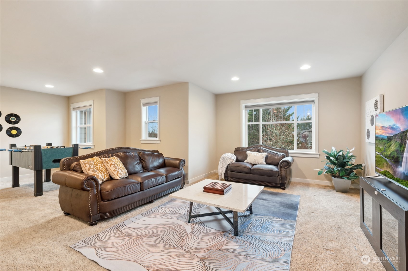 10719 Elliston Way NE